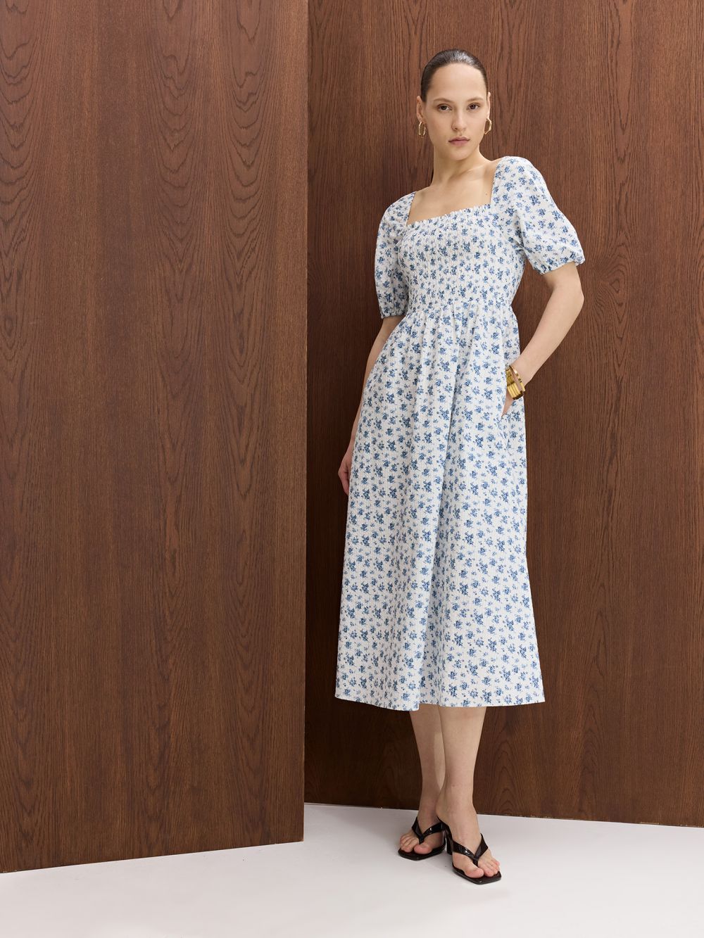 CASTRO. שמלה 229 ש"ח | צילום: סער פסח