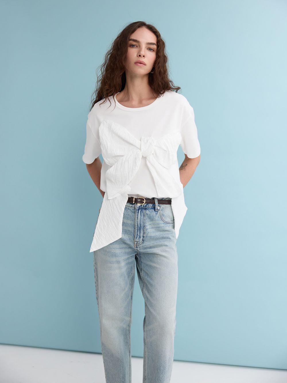 CASTRO. מחיר 149 ש"ח | צילום: סער פסח