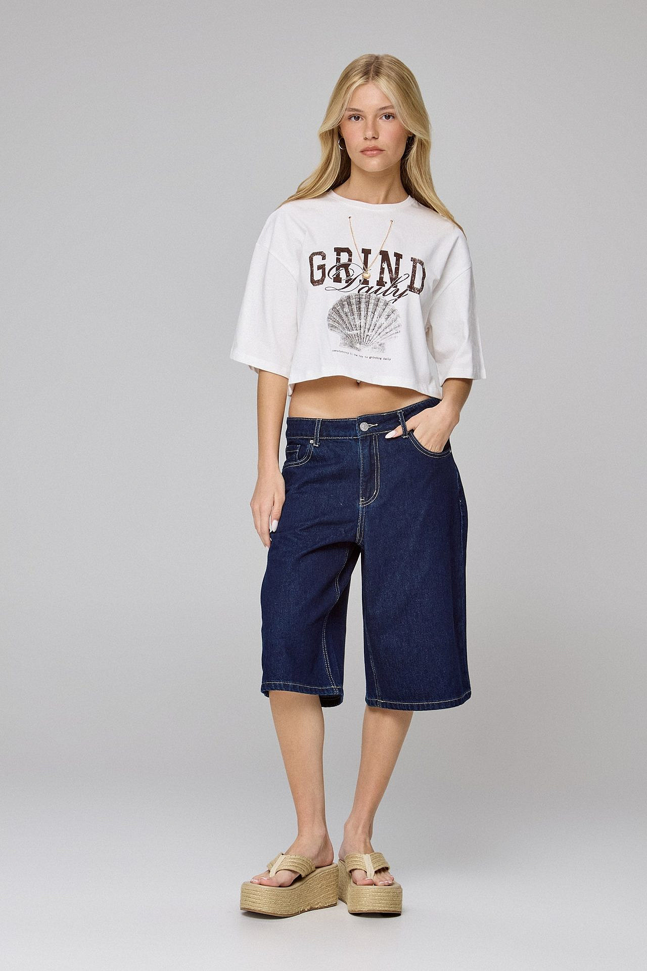 טוונטיפורסבן. 129 ש"ח | צילום: עדי שנפיק