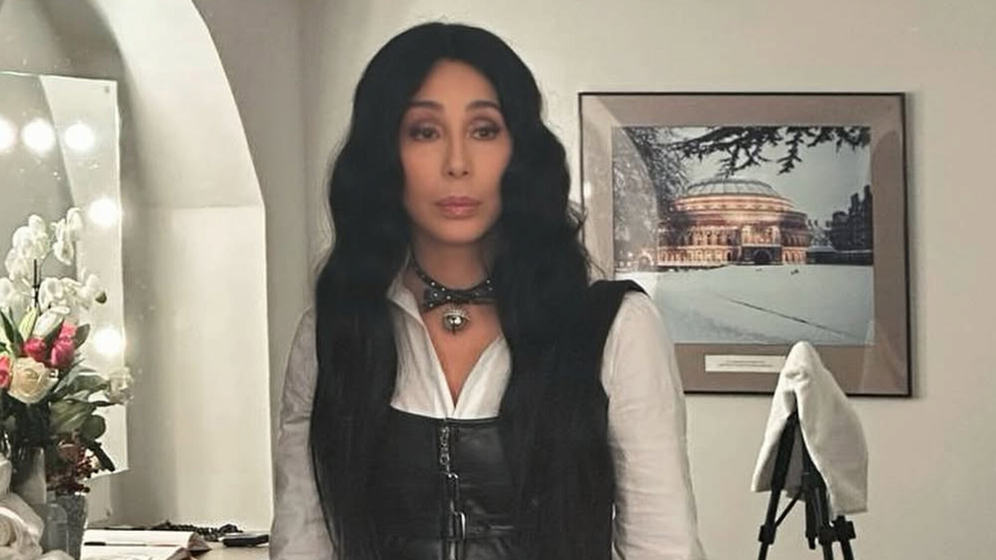 סבתא זפטה. התגלית המפתיעה של שר | צילום: אינסטגרם cher@