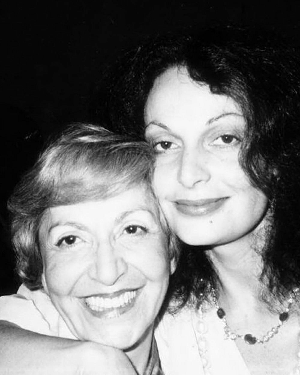 דיאן פון פירסטנברג עם אמה, ליליאן נחמיאס, שורדת שואה | צילום: אינסטגרם therealdvf@