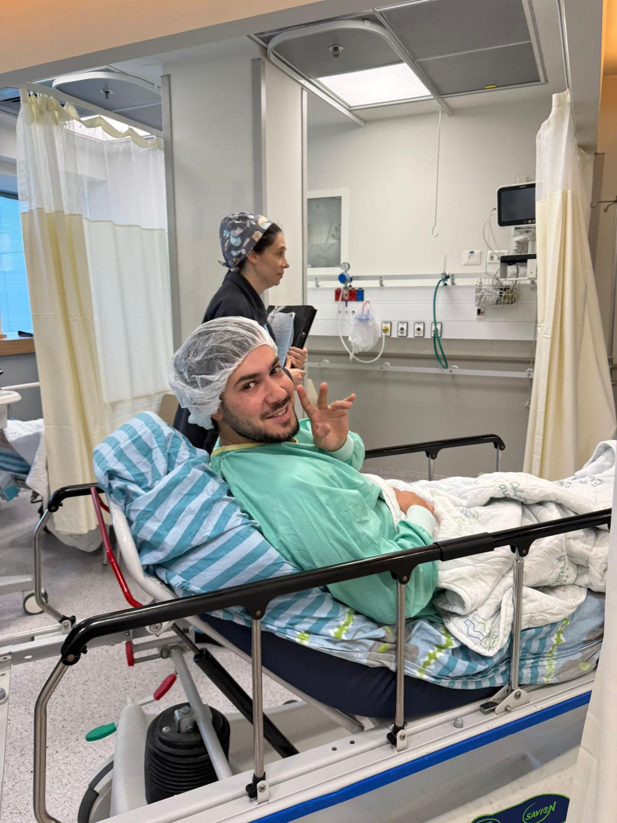 שורד השבי אלי-ה כהן רגע לפני הניתוח | צילום: אור גפן תקשורת