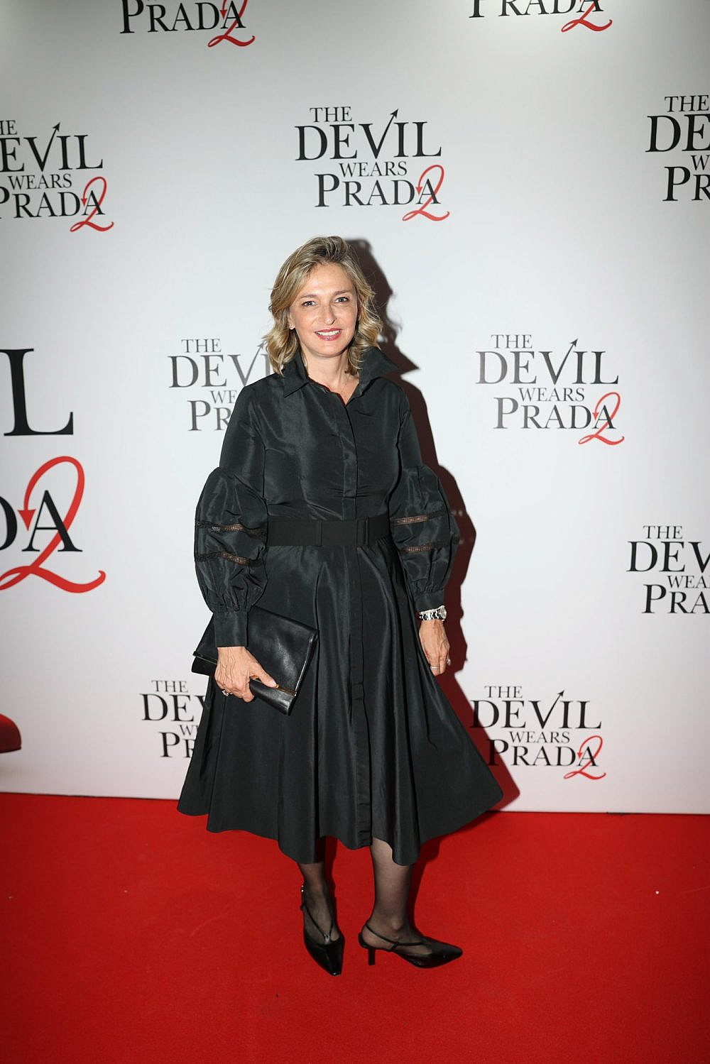 לוק שיחוק. דנה ויס בפרימיירה של "השטן לובשת פראדה 2" | צילום: אור גפן