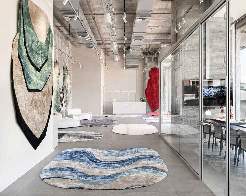 מעצב: בן קדם, אולם תצוגה RUGS&amp;CO. צילום: אלנה סיוניאקובה