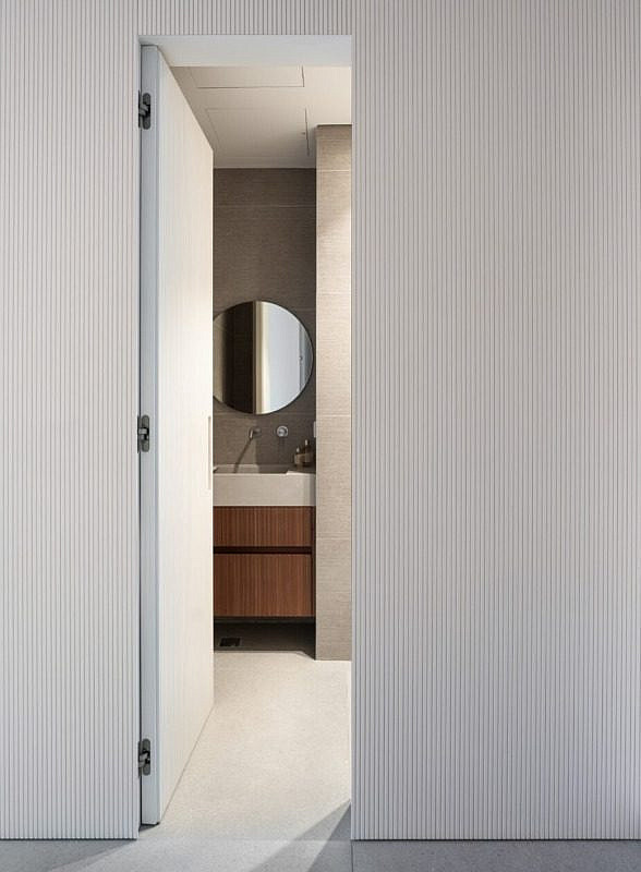 דלתות שערי ברכה SB DOORS. מעצבת פנים רחלי בן אבי | צילום שי גיל