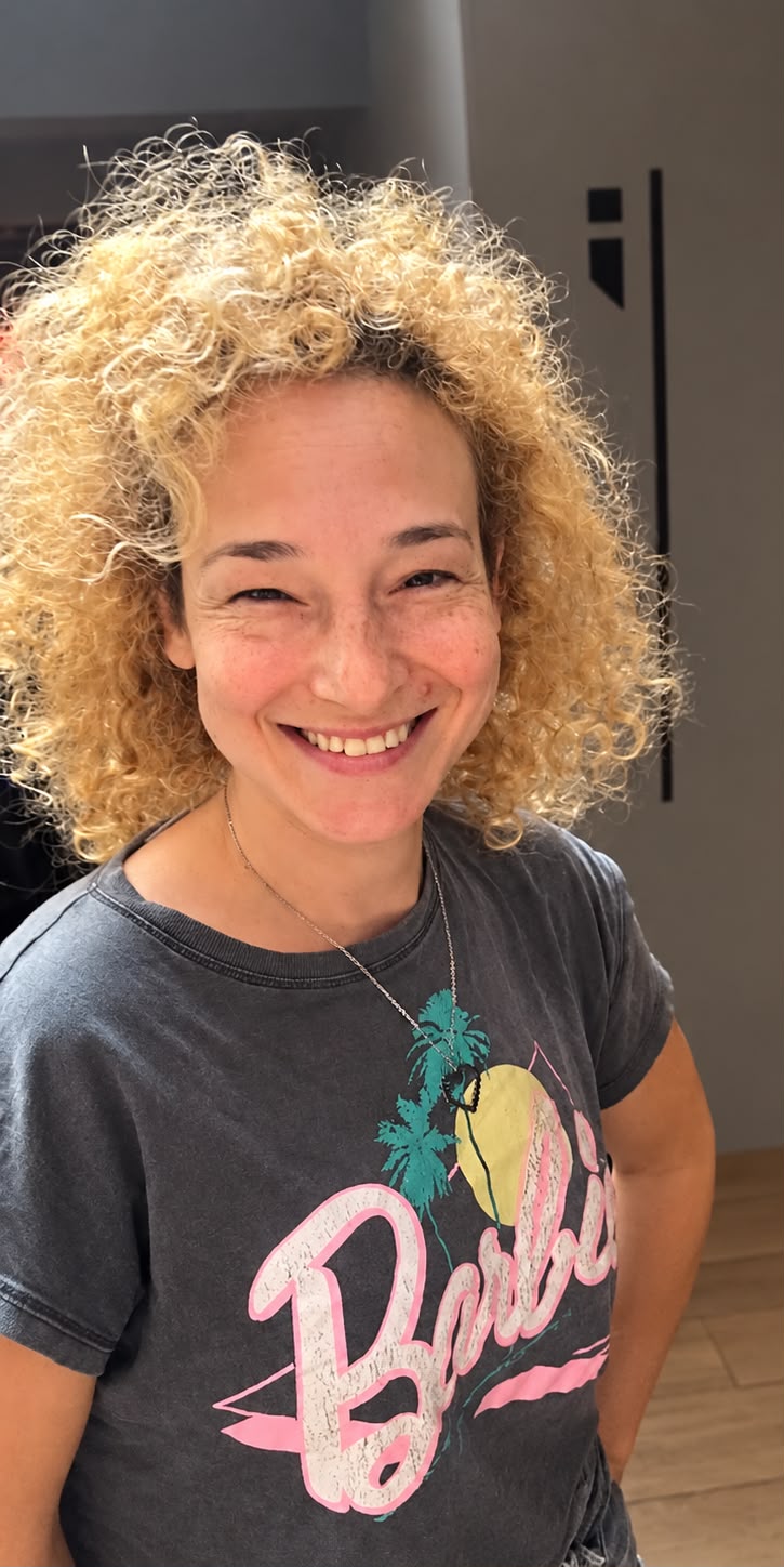 "לפעמים את פשוט אישה רגילה, כזאת שהולך לה טוב בחיים ולפעמים לא". עינת שחק | צילום: איילת הלפרין קייטס